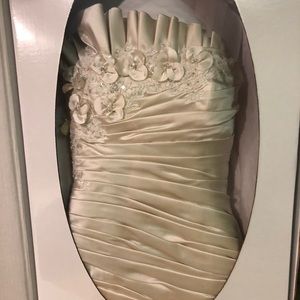 Corset Wedding Gown Size 6/8